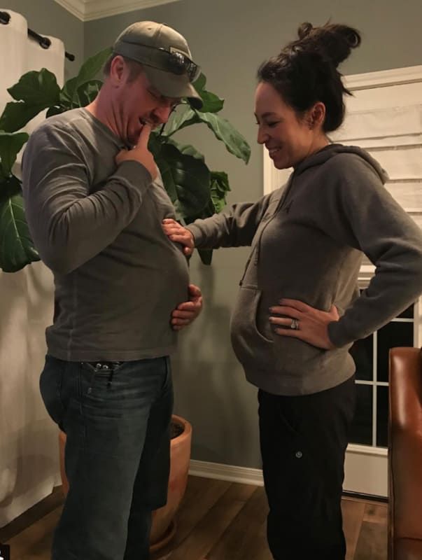 Chip og Joanna Gaines bliver faktisk trukket for deres graviditet
