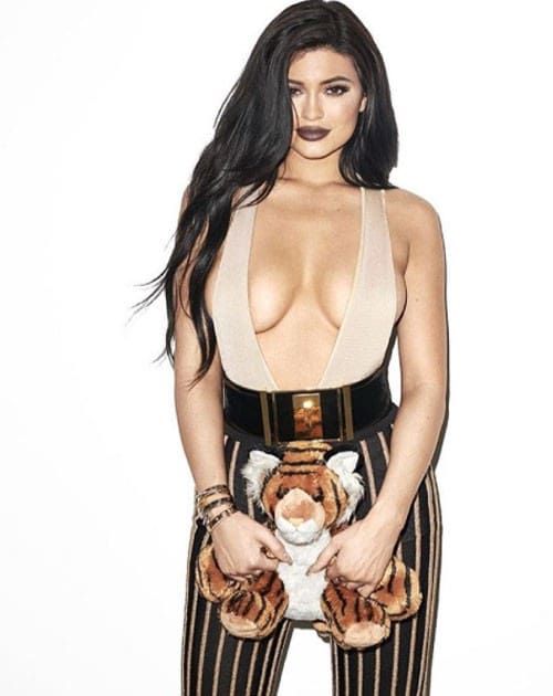 Kylie Jenner kreeg plastische chirurgie