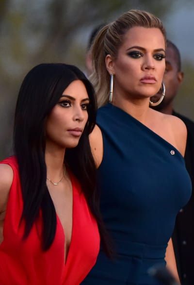 Foto de Kim Kardashian y Khloe Kardashian