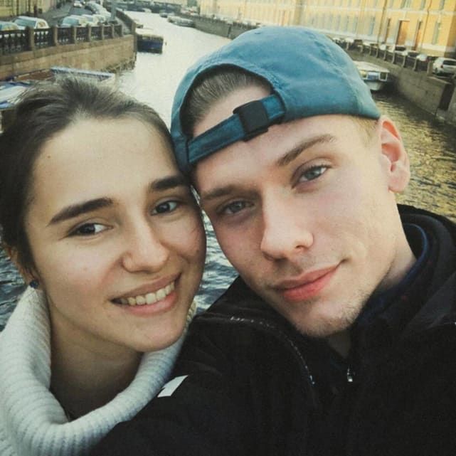 Steven Friend in Olga Koshimbetova