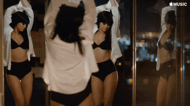 Video de Selena Gomez 'Hands to Myself': ¡Los 9 GIF más sexys!