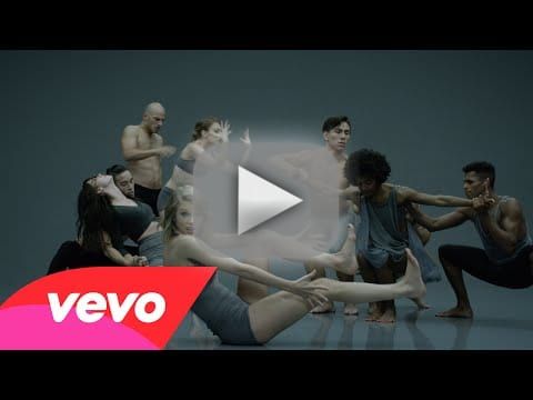 Taylor Swift 'Shake It Off'-video: achter de moderne dansscènes!
